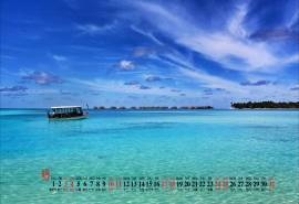 2019年8月蓝色大海护眼桌面日历壁纸