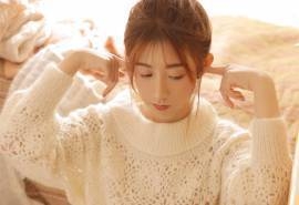 丸子头美女甜美写真高清电脑壁纸