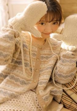 清新软萌美女手机壁纸图片
