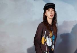 戚薇广告代言甜美可爱图片桌面壁纸