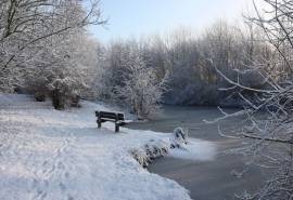 冬日唯美迷人的雪景电脑壁纸