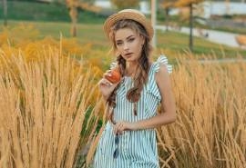 欧洲美女图片桌面电脑壁纸