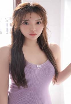 丰满性感美女手机壁纸