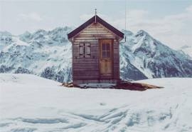 阿尔卑斯山雪景高清桌面壁纸