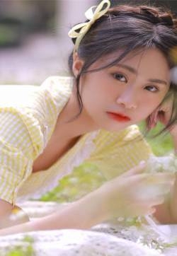 可爱美女手机壁纸
