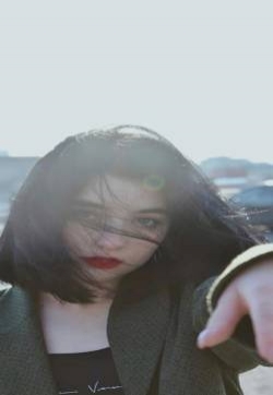 欧美风美女写真高清手机壁纸