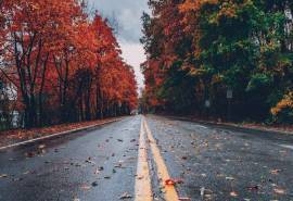 公路上的风景唯美高清桌面壁纸