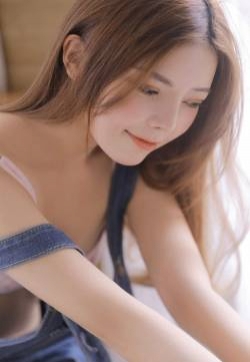 元气甜美女生写真手机壁纸