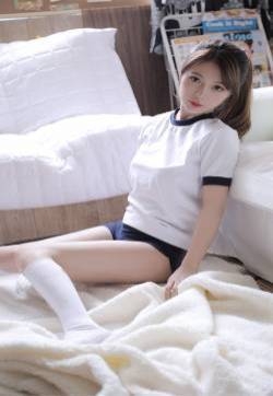 元气运动服美女手机壁纸
