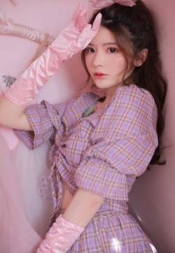 优雅复古美女手机壁纸
