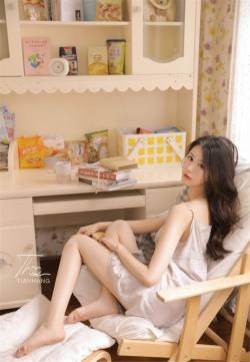 极品美女性感妩媚高清手机壁纸