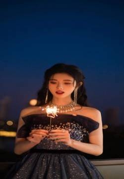 鞠婧祎星钻蓝裙性感高清手机壁纸