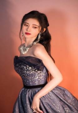 鞠婧祎优雅性感写真手机壁纸