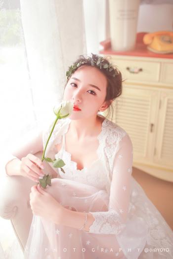 嫩模图片图片 _ 第(1)张