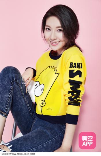 极品美女馨雅Adela性感睡裙写真图第0张