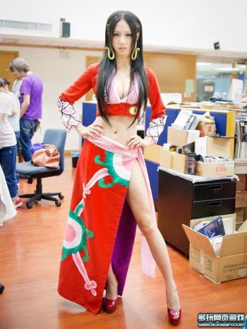 _高清澳门，平面模特美女林采缇-女帝蛇姬性感高清写真手机壁纸第4张