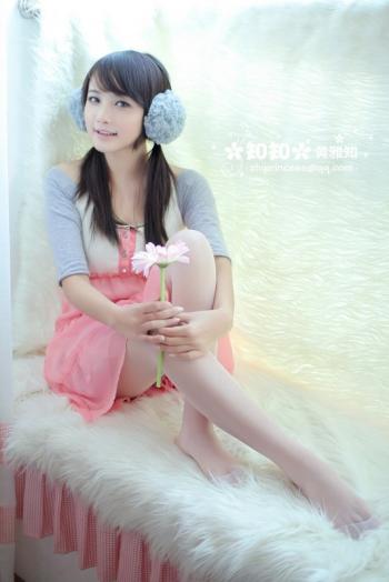 美女美眉图片 _ 第(6)张