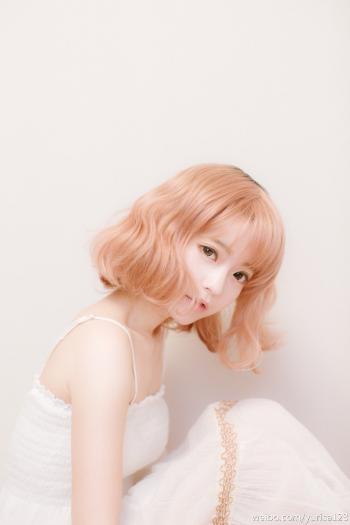 妩媚女人图片 _ 第(1)张