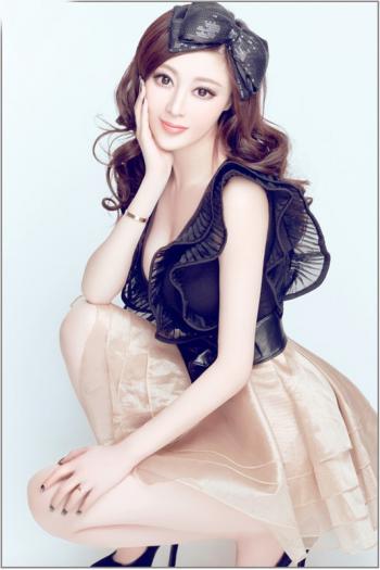 红唇卷发美女新新Xin黑丝写真图 第二辑第0张