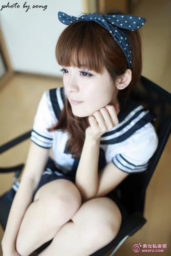 学生装美女图片 _ 第(9)张