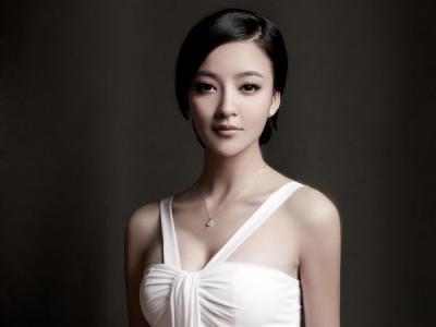 中国湖南衡阳女演员美人胚子亚洲小姐冠军刘雨欣性感写真第2张