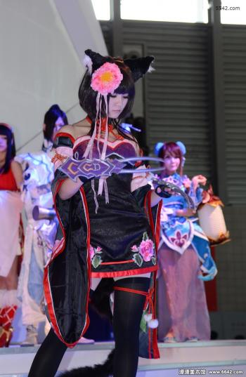 动漫人物cosplay冷艳的表情第6张