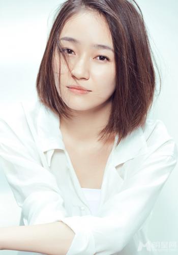 高清安徽省马鞍山女明星焦俊艳美艳红唇性感迷人写真图片第1张