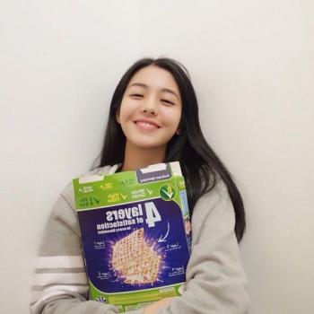 创意手绘女生头像图片第0张