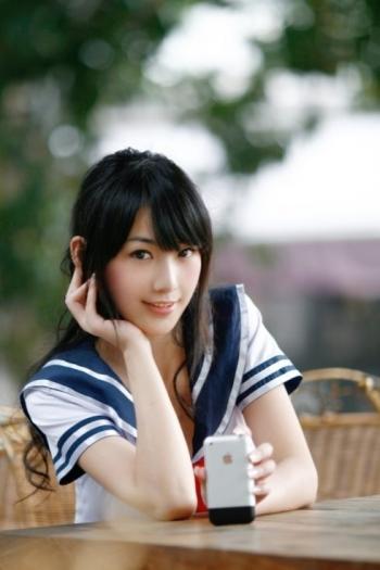 超像林志玲的美丽校花 甜美校服装写真第0张