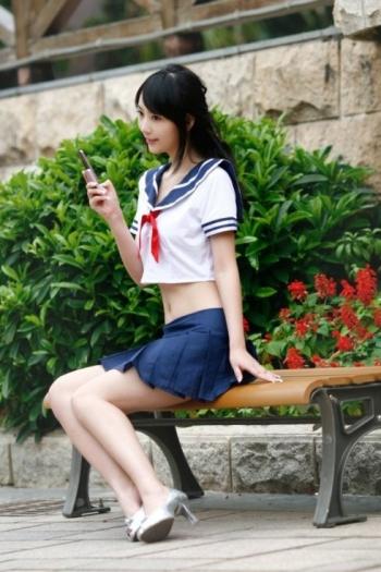 超像林志玲的美丽校花 甜美校服装写真第3张