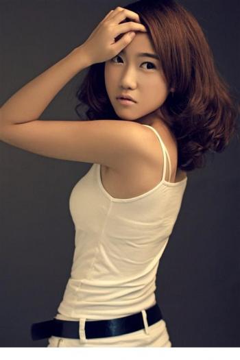 女星李颖图片 _ 第(1)张