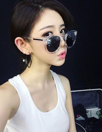 女星李颖图片 _ 第(4)张