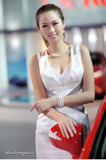 美女兽兽图片 _ 第(1)张
