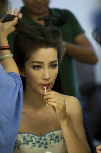 极品美女馨雅Adela性感睡裙写真图第6张