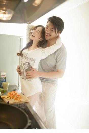 蕾丝女神图片 性感蕾丝美女生活照 蕾丝美女写真第5张