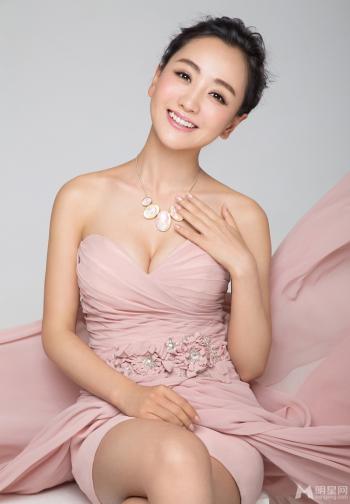 高清中国内地云南保山女演员杨蓉性感迷人写真图片桌面壁纸第0张