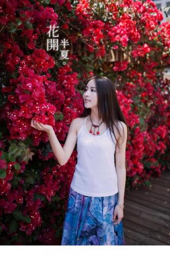 妖媚美女图片 _ 第(9)张