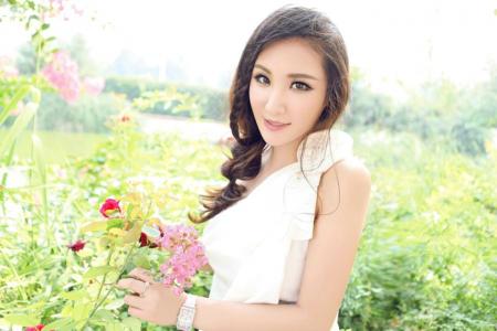 甜美性感兔女郎妩媚写真第4张