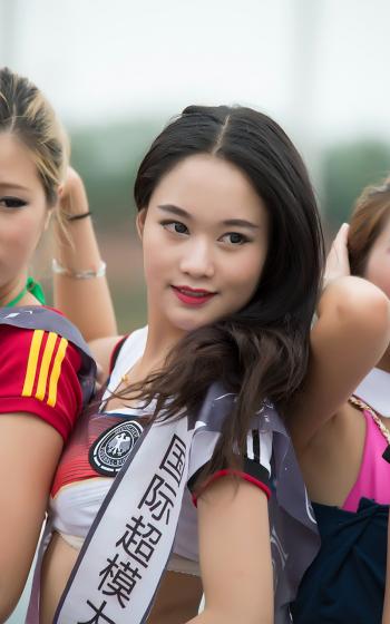 诱人的美女图片 _ 第(6)张