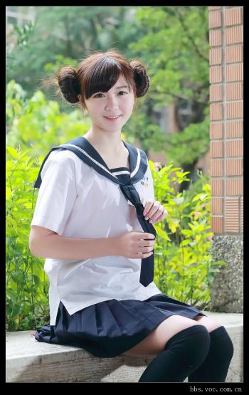 校园清纯小MM 可爱校服短萌妹子校园写真第5张
