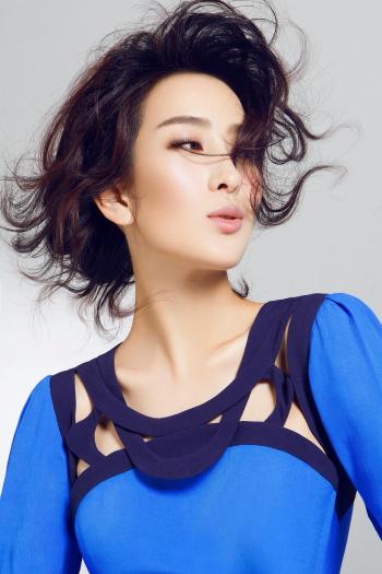 清纯女星马苏性感时尚写真 女人味尽显第3张