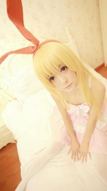 可爱女星徐娇cosplay性感兔女郎写真第4张