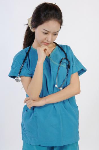 美女小护士图片 _ 第(10)张