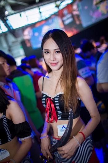 远征OL游戏高清桌面壁纸第5张
