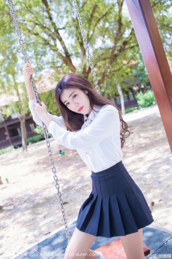 红唇卷发美女新新Xin黑丝写真图 第二辑第2张
