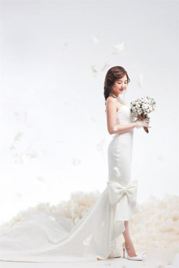 杜若溪冰雪女神完美婚纱女神露性感写真第4张