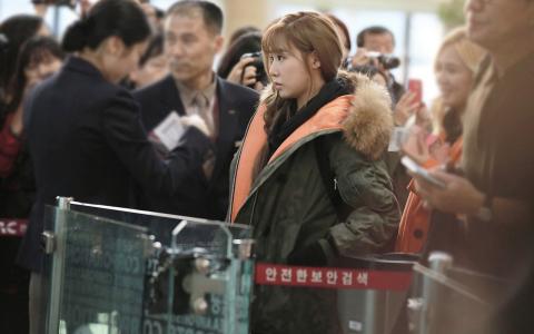 高清90后韩国美女黄美英时尚韩范儿性感写真图片(二)第5张