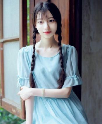 漂亮美女情趣透明装90后嫩模诗朵雅玉体撩人第0张