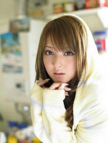 养眼美女图片 _ 第(5)张