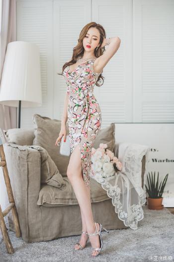 熊乃瑾蕾丝透视装诱惑女神风范唯美时尚性感写真图片第2张